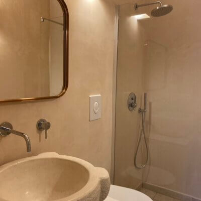 E56174EA-633F-4C07-AF8B-15C4661EB48C_1_105_c